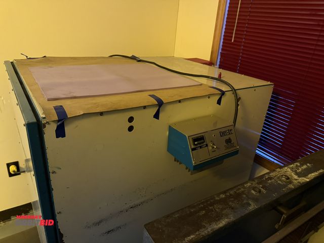 Lot 1-18990 - (1) AWT World Trade, Inc., Dry-It oven, model DC3038, screen drying cabinet, 1 door, max frame OD is...