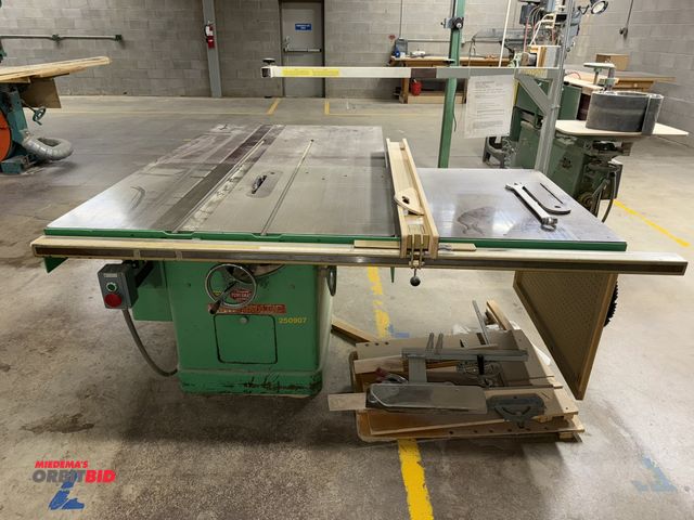 Lot 1-20015 - (1) Powermatic, model 72, table saw, saw has approx. 12" blade, table area of 86" x 79", 3 phase, wi...
