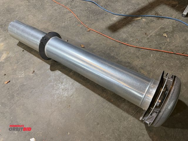 Lot 1-1515 - (1) approx. 8" diameter x 5' long chimney pipe (bottom is dented).