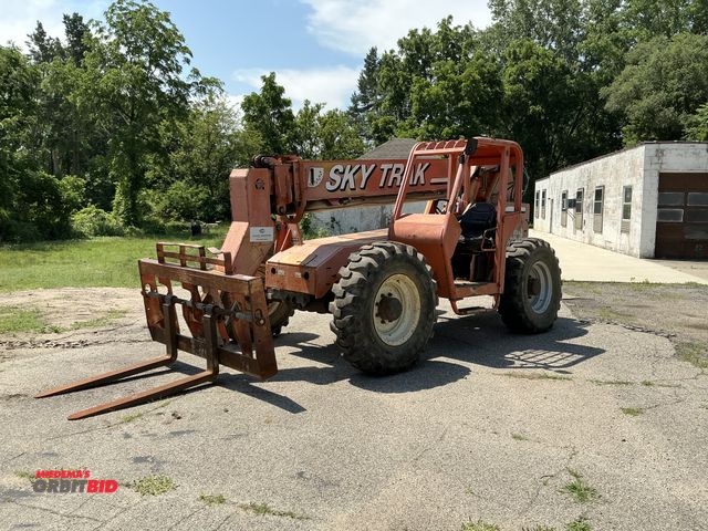 Lot 1-11141 - Sky Trak 6036-C Telehandler
