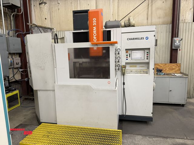 Lot 1-15264 - (1) 2004 Charmilles, model ROBO FORM 350, CNC sinker EDM, 16" x 19.5" T-slotted table, 10" x 15" mag...