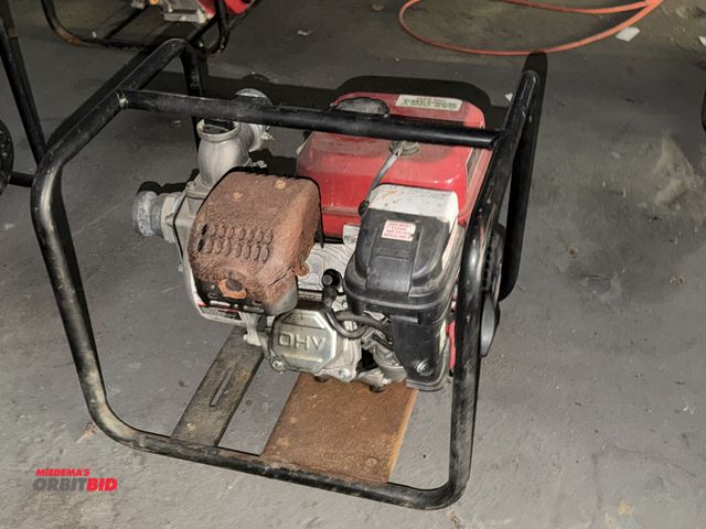 Lot 1-18812 - (1) Predator 2" trash pump (158 GPM), 212cc OHV gas engine, 2" intake/discharge, can pass soft solid...