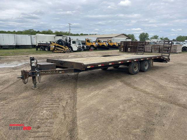 Lot 1-19707 - 2016 Moritz Int'l UDBC+42014000 tandem axle flatbed trailer, 96" x 29' wood load bed, steel frame, p...