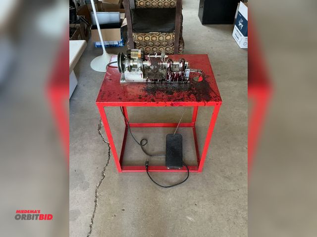 Lot 1-18255 - Ball stripe machine