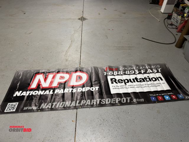 Lot 1-8250 - (1) single sided, approx. 120" width x 36" height vinyl banner.