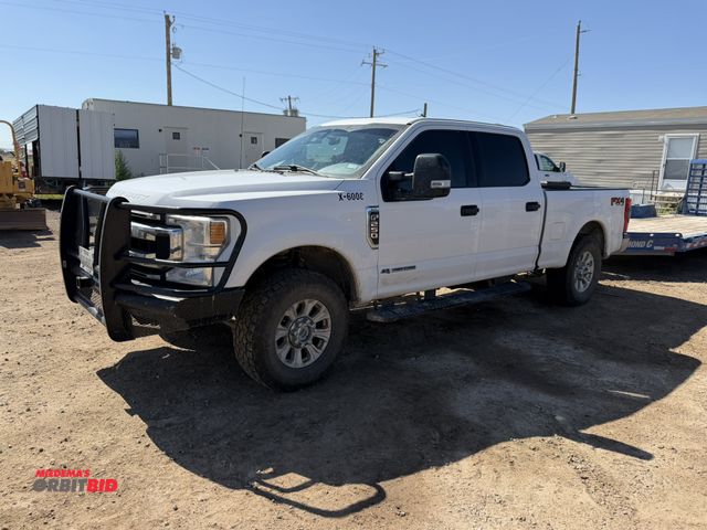 Lot 1-18127 - 2020 Ford F250 SD XLT Crew Cab Pickup Truck