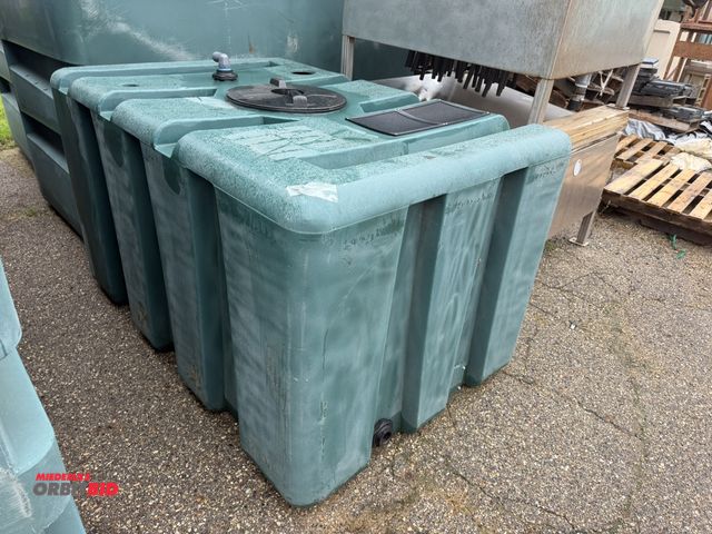 Lot 1-18794 - (1) 500 gallon capacity poly tank, top has been modified with cut outs.