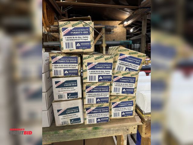 Lot 1-4355 - Lot of (10) Advance Core and Coil ballast kits, includes 150 watt, 100 watt, 200 watt, 400 watt, var...