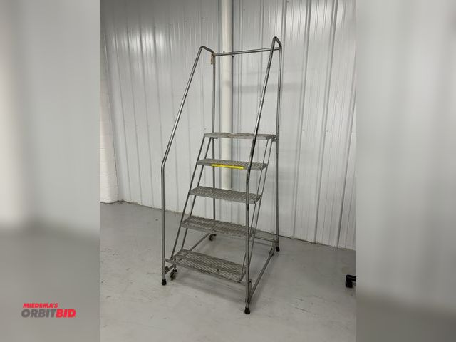 Lot 1-4896 - (1) 5-step warehouse safety ladder.