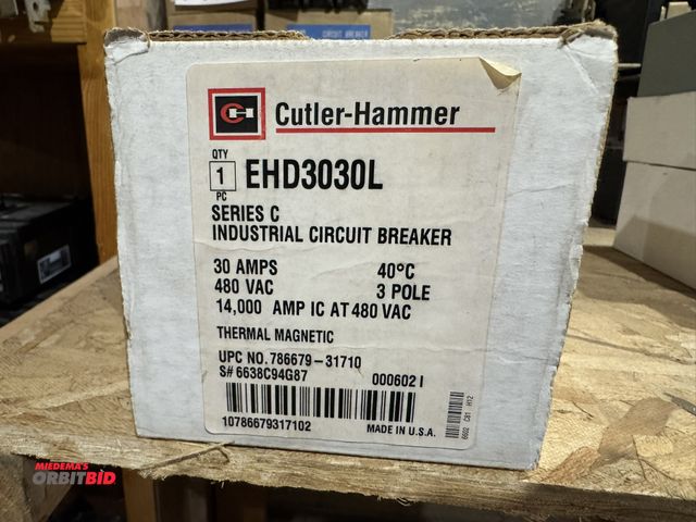 Lot 1-4455 - (1) Cutler Hammer EHD3030L, Series C industrial circuit breaker, 30 amp, 480V, 3 phase, 14,000 amp I...