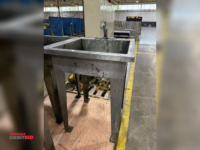 Lot 1-5161 - (1) 28" width x 38 1/4" height x 31" depth stainless steel sink with faucet.