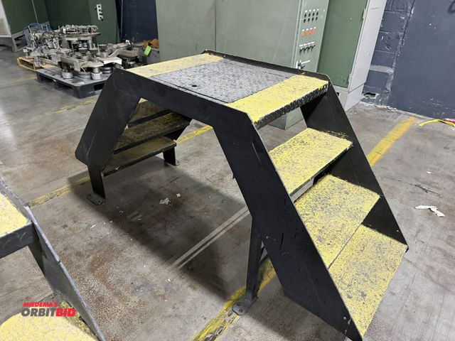 Lot 1-5474 - (1) approx. 78.5" length, 2-sided, 3-step platform with platform height at approx. 37.5" tall, appro...