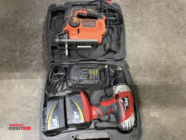 Lot 1-846 - (1) Skil 18V, cordless drill with (2) batteries, charger, and case, and (1) Black &amp; Decker jigsa...