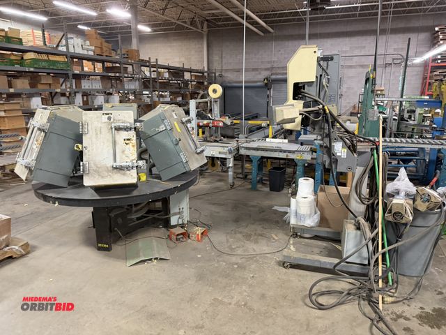 Lot 1-17523 - (1) Speedy Packer, model SP3-6643, includes Insta Pack pump A, pump B, and rotating table with 6-sta...