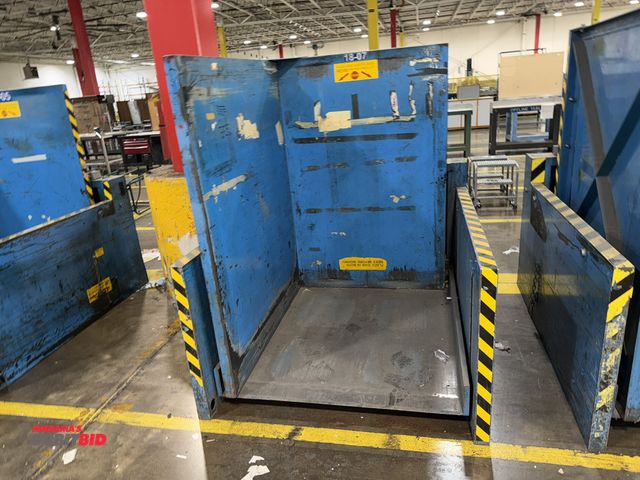 Lot 1-5175 - (1) Lift Products, Inc., 110V, 1000 lb. capacity skid lift with hand held pendant.