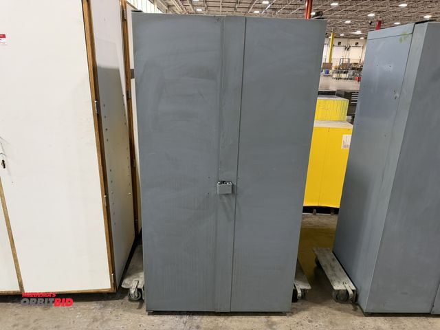 Lot 1-5534 - (1) 38" width x 70.5" height x 24" depth heavy duty steel storage cabinet with 4 adjustable height s...