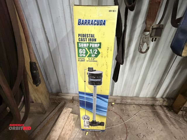 Lot 1-1494 - (1) new Barracuda, item #691-1671, pedestal, cast iron sump pump, 60 GPM, 1/2 HP electric motor, ver...