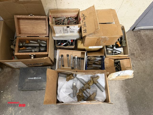 Lot 1-16385 - Large lot of used cutting and shaping tools, conditions unknown, some appear to be new or resharpene...