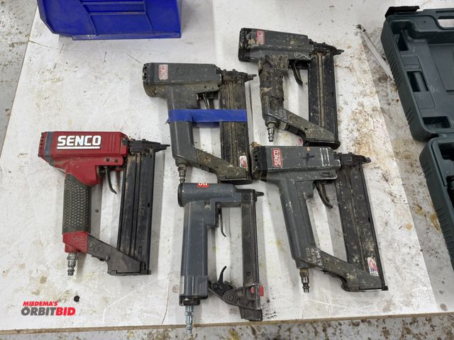 SENCO 1-3/8" Pin Nailer – Oil-less, Lightweight, Great For Trim & Detail Work