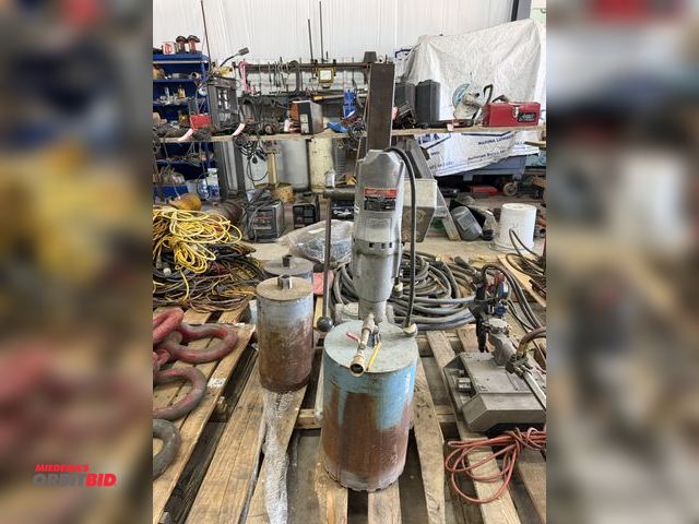 Lot 1-1405 - (1) Milwaukee, Cat #4094 DYMODRILL, 2" electric, portable core drill, 120V, single phase, (1) approx...