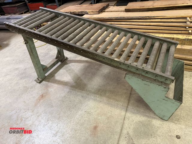 Lot 1-15877 - (1) 20" width x 6' length section of roller conveyor (no motor), with 30" tall legs on one end.