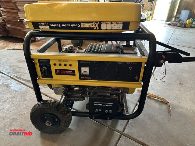 Lot 1-17827 - (1) Extreme Contractor Series, 6500 watt, gas powered generator with electric and pull start, appear...