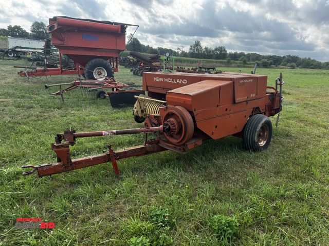 Lot 1-19715 - (1) New Holland Hayliner 315 square baler, model 315, S/N 554549, 540 PTO shaft with 5' pick up head...