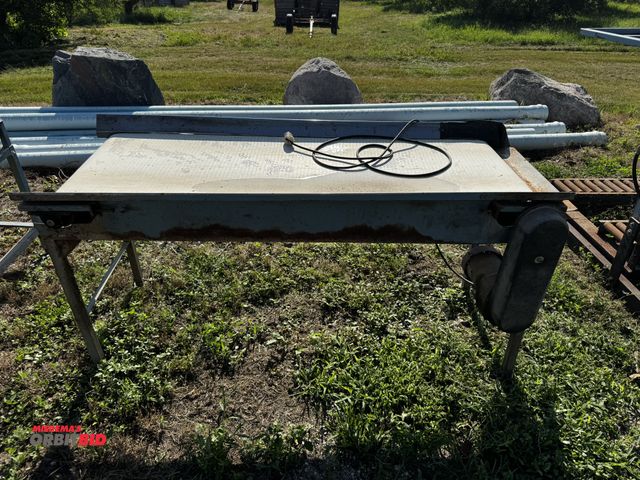 Lot 1-6935 - (1) dump belt conveyor, 120V, approx. 69" long x 23" wide x approx. 36" tall, winning bidder respons...