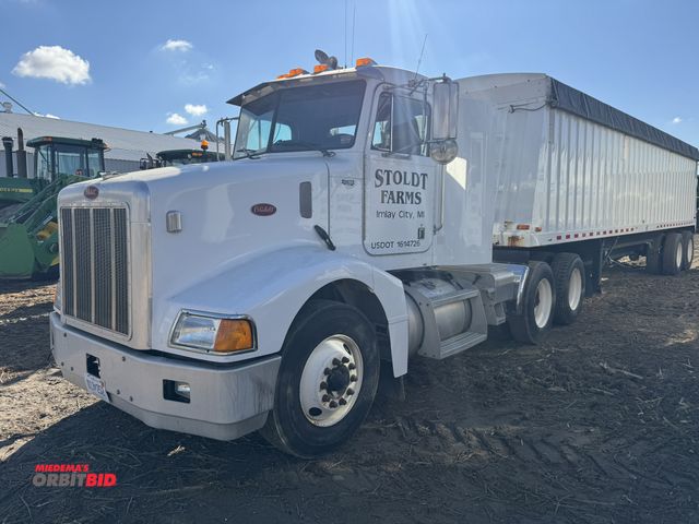 Lot 1-18121 - 2002 Peterbilt 389 Tandem Axle Semi Truck 350 Cummins diesel engine, 6-speed automatic Allison trans...