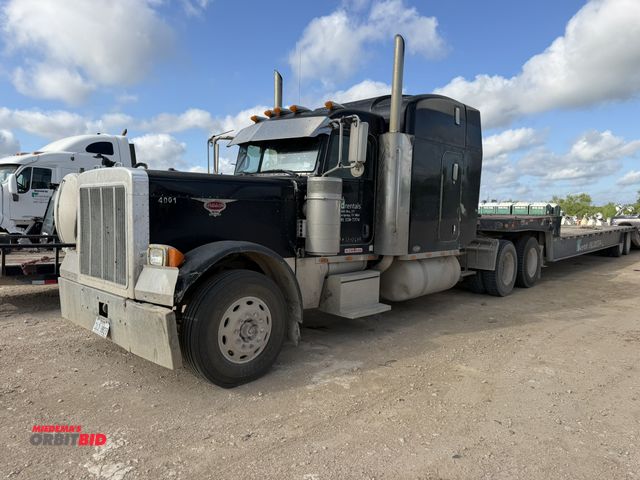 Lot 1-9609 - 2007 Peterbilt 379 Truck Tractor tandem axle, 58" sleeper cab, CAT C15 diesel engine, Eaton Fuller 1...