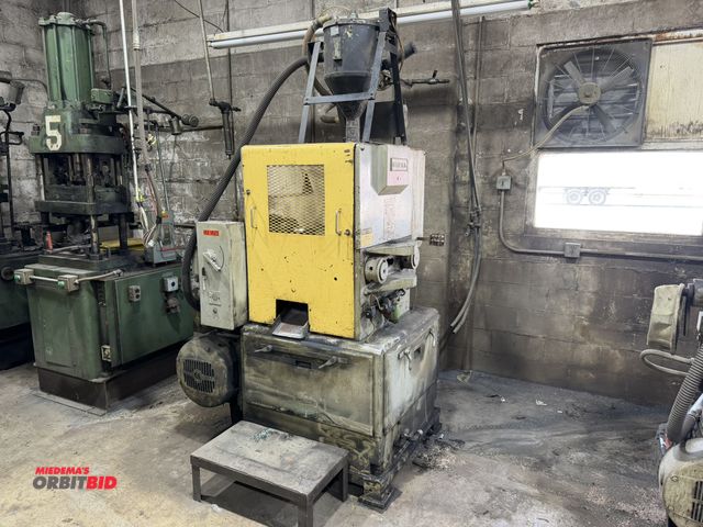 Lot 1-13379 - Bipel horizontal preformer press 70-ton, 2-post, top side gravity feed hopper, vacuum loader, 14" di...