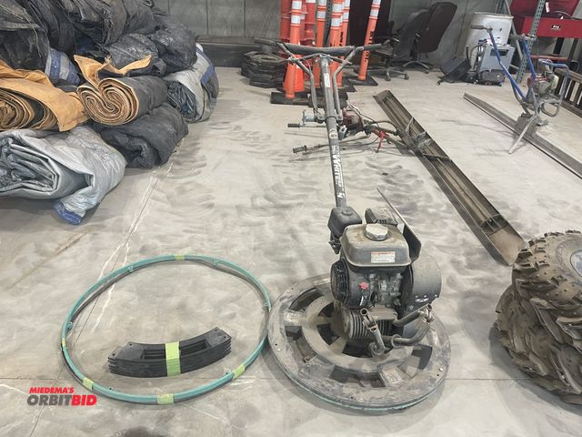 Lot 1-18785 - (1) 2018 Multiquip Whiteman gas powered finishing trowel, model J3036H55, S/N MH0112788, Honda GX160...