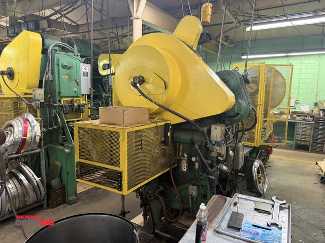 Lot 1-18623 - (1) 1982 Johnson 4.5 F, 43-ton press, S/N 56029, 3" stroke, variable stroke per minute, 7 1/4" shut ...