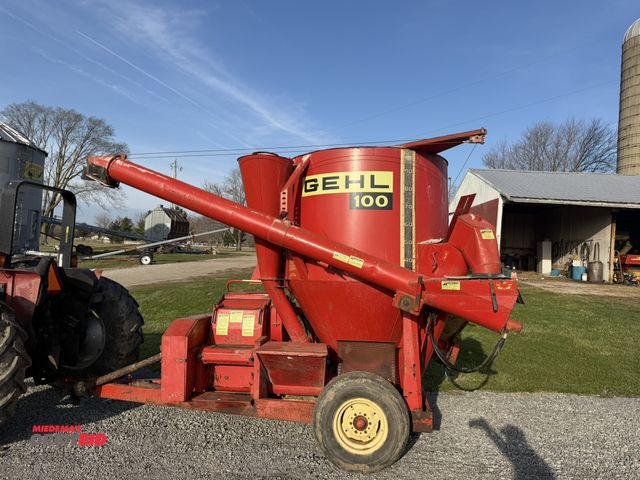 Lot 1-19137 - (1) Gehl 100 Grinder/Mixer, S/N 5045.