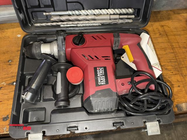 Lot 1-18512 - (1) Chicago Electric Power Tools, 1 1/8" variable speed SDS rotary hammer, with SDS chuck (0-800 RPM...