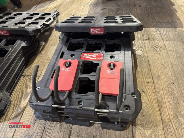 Lot 1-4170 - Lot of (5) Milwaukee Packout mounting plates, model 48-22-8485, includes (1) Milwaukee shelf Packout...