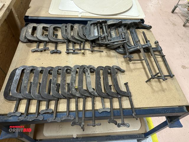 Orbitbid.com - Lot 1-16789 - Lot of approx. (30) various C-clamps ...