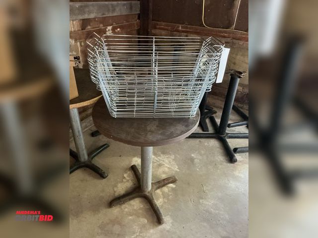 Lot 1-12540 - 14 (14) Wire chaffing dish holder, holds 20 x 12 pan