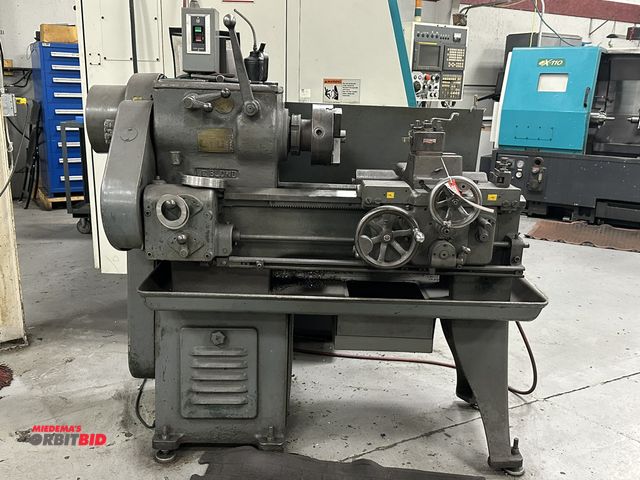 Lot 1-19119 - (1) LeBlond tool room lathe, 14" swing, 30" distance between centers, 102 to 600 RPM, 8" diameter 3-...