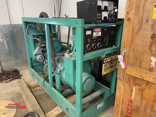 Lot 1-6146 - (1) Own Genset Generator, model 30.0SK-15R/2249A, single and 3-phase, 25 KVA single phase, 37.5 KVA ...