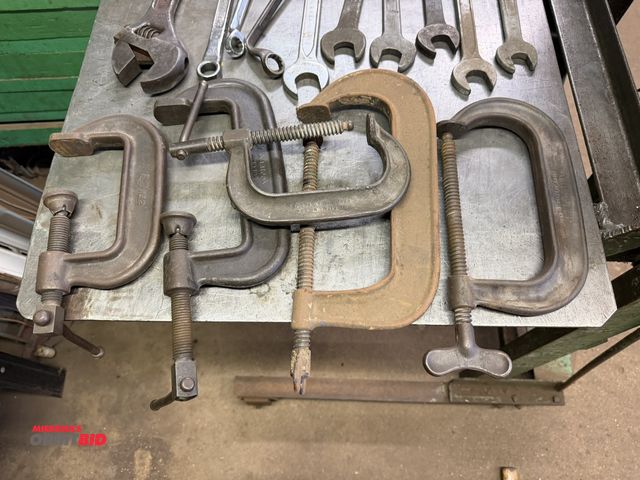Lot 1-18553 - Lot including (1) 4", (2) 6", and (1) 8" C-clamp.