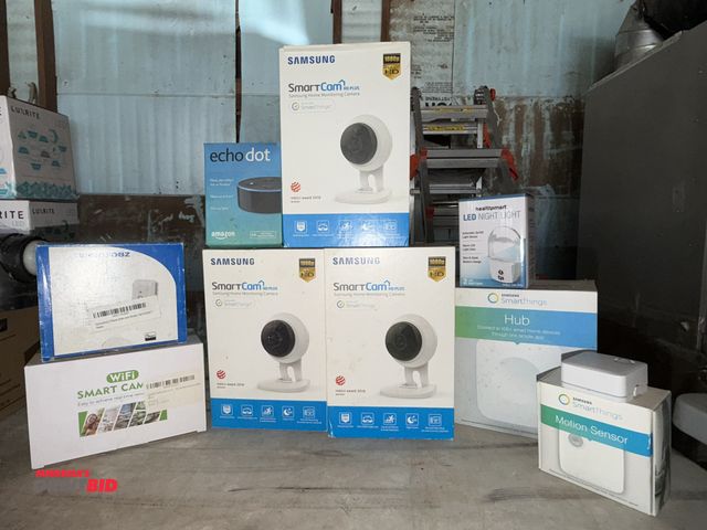 Lot 1-8356 - Lot of (3) Samsung Smart Cam Harley Davidson Plus home monitoring cameras, various LED lighting comp...
