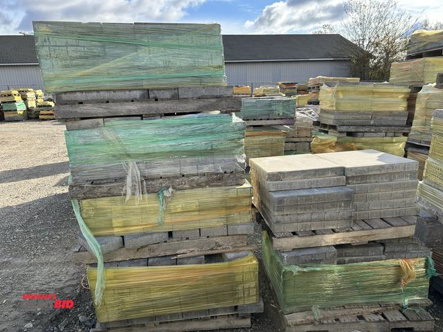 Lot 1-15781 - (6) skids of assorted pavers, sizes include 7 3/4" x 11.5" x 2 3/4" thick, 23.5" x 23.5" x 3" thick,...