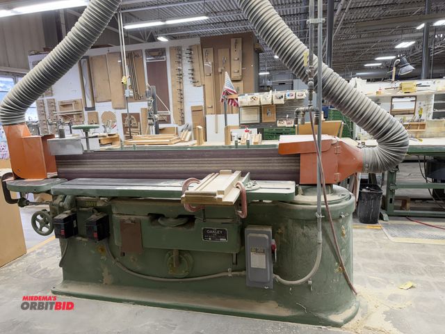 Lot 1-16110 - (1) Oakley, model H5, oscillating single sided edge sander (approx. 9" wide belt currently attached)...