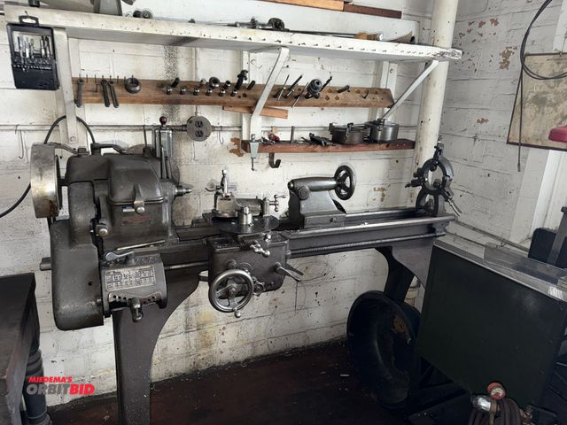 Lot 1-4706 - (1) Clausing garage type lathe, 10" swing, 42" bed, tool holder, tail stock, steady rest, includes c...
