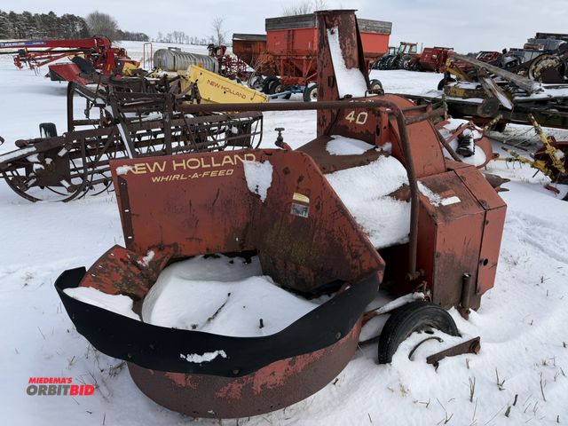 Lot 1-11483 - (1) New Holland, model 40, forage blower, unit is for parts only, S/N 541481.