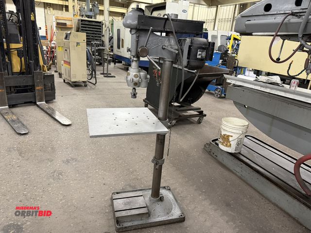 Lot 1-973 - (1) Buffalo model unknown, Tapping/Drilling Machine, (120V single phase input), 20" x 19" adjustable...