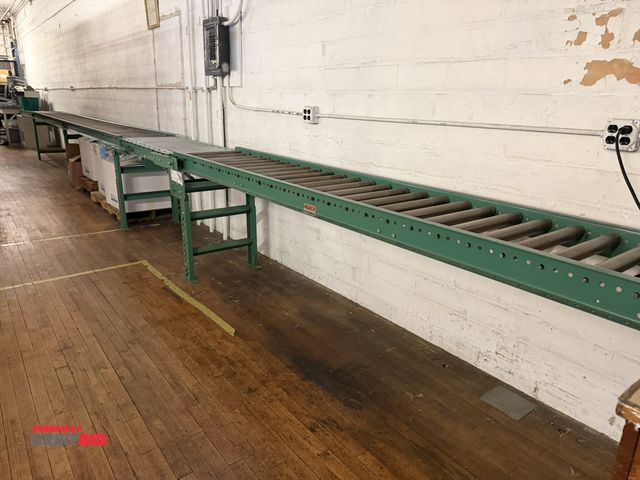 Lot 1-4916 - Approx. 40' of roller conveyor section, includes Roach, spring loaded gate, 18.5" wide rollers, winn...