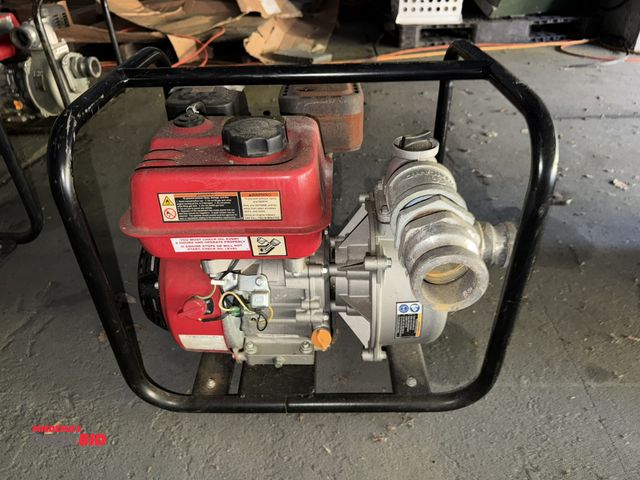 Lot 1-18810 - (1) Predator 2" trash pump (158 GPM), 212cc OHV gas engine, 2" intake/discharge, can pass soft solid...
