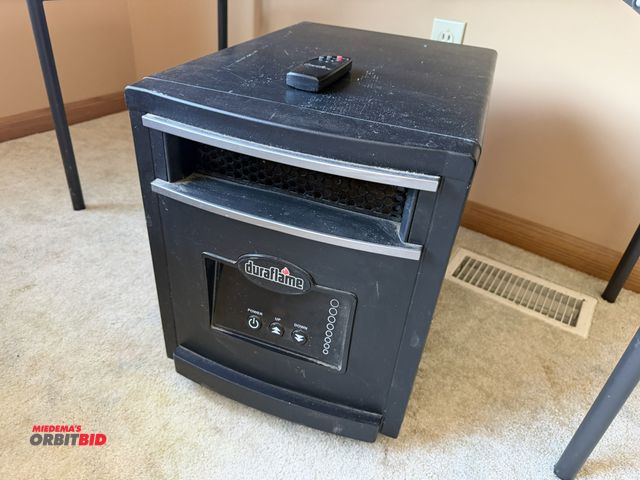 Lot 1-19187 - (1) Dura Flame household heater with remote.